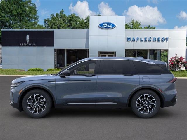 new 2025 Lincoln Nautilus car, priced at $61,170