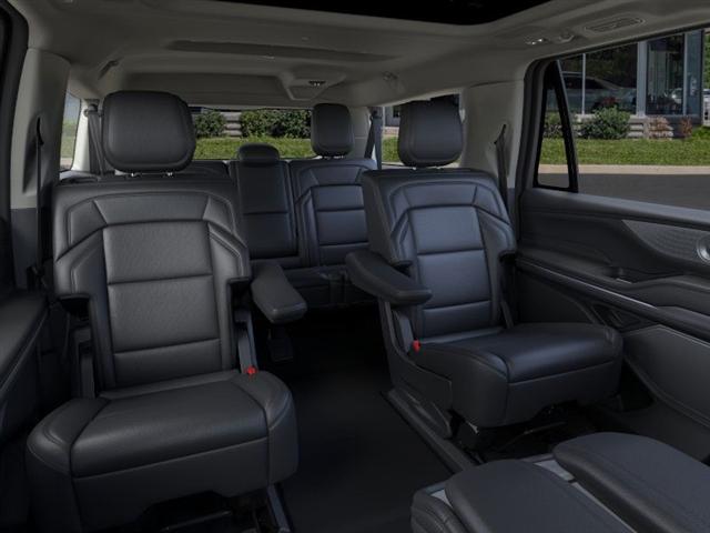 new 2025 Lincoln Navigator L car, priced at $105,225