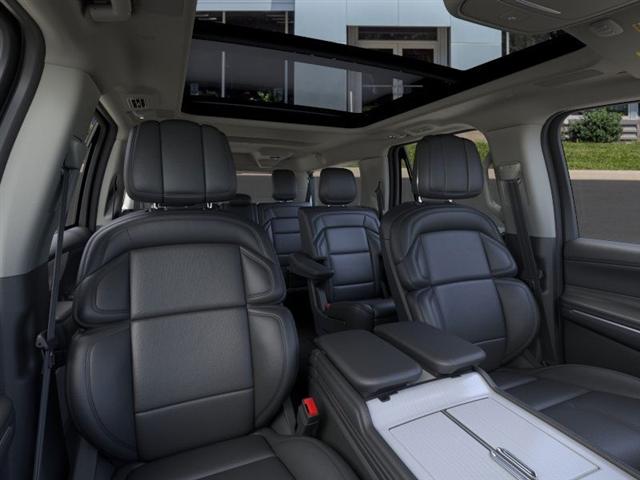 new 2025 Lincoln Navigator L car, priced at $105,225