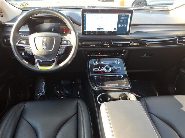 used 2022 Lincoln Nautilus car, priced at $31,799