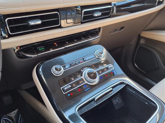 used 2022 Lincoln Nautilus car, priced at $33,974