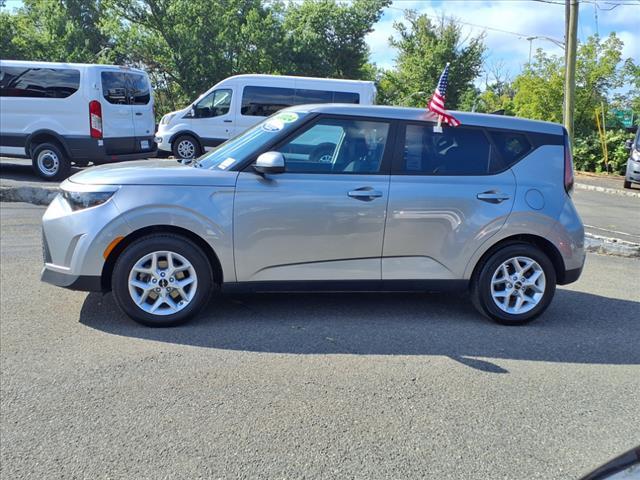 used 2024 Kia Soul car, priced at $16,488