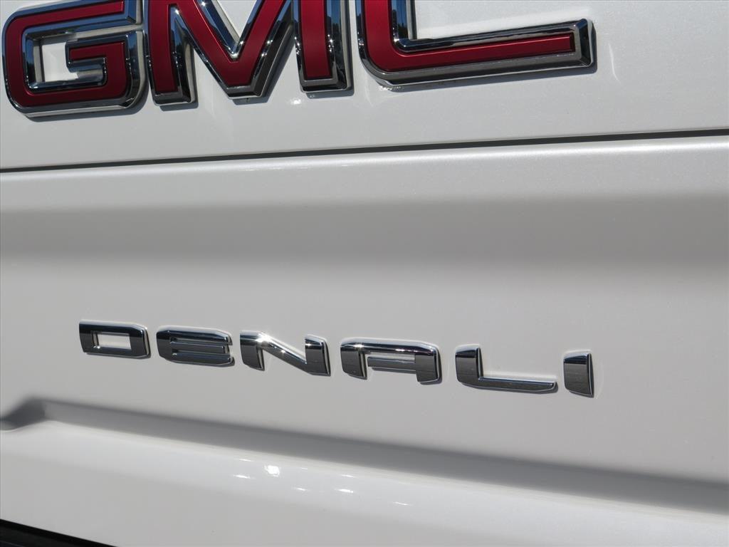 used 2022 GMC Sierra 2500 car, priced at $66,900