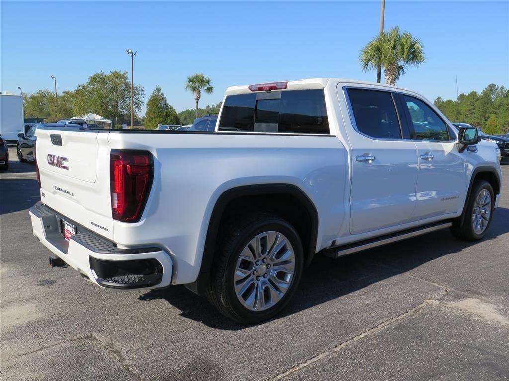 used 2022 GMC Sierra 1500 car, priced at $42,900