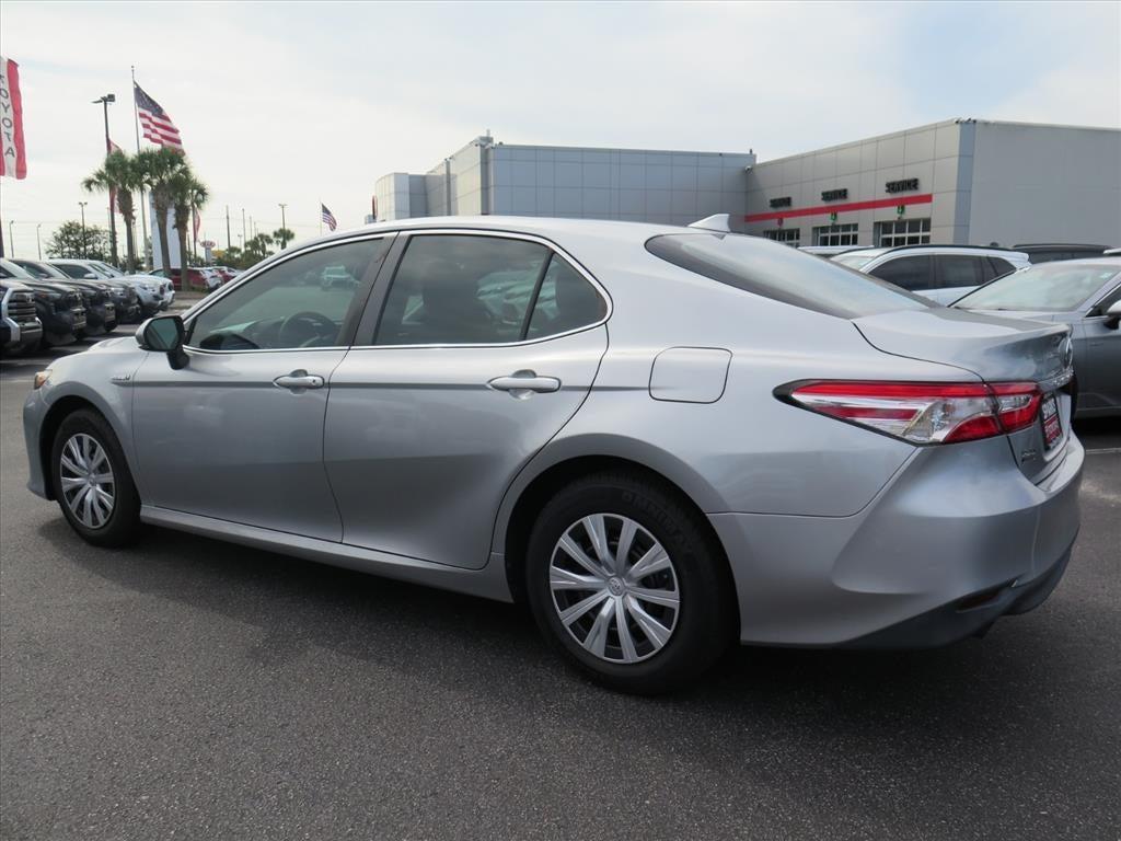 used 2019 Toyota Camry Hybrid car, priced at $20,900
