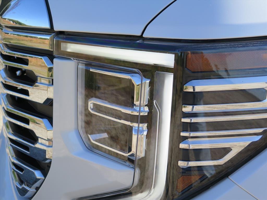 used 2024 GMC Sierra 1500 car, priced at $65,900