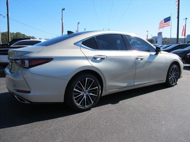 used 2023 Lexus ES 350 car, priced at $43,500