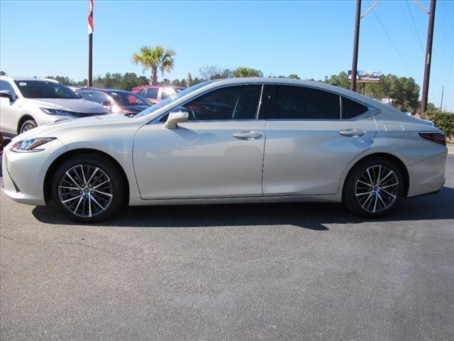 used 2023 Lexus ES 350 car, priced at $43,500