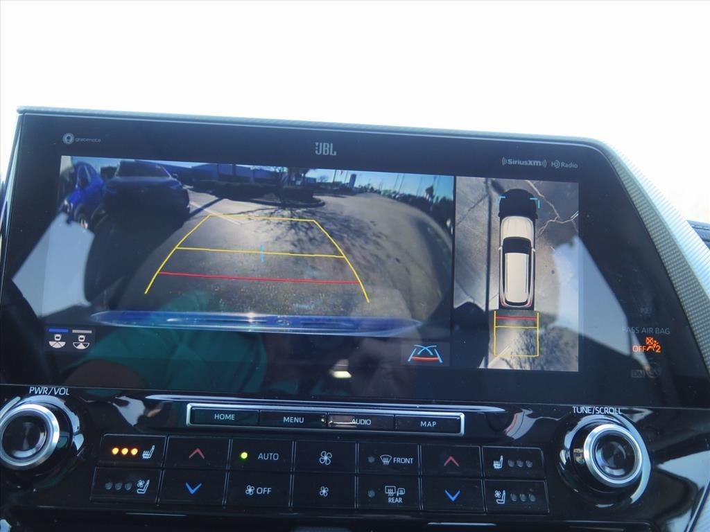 used 2022 Toyota Highlander Hybrid car, priced at $38,900