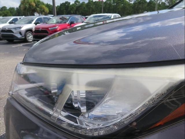 used 2017 Toyota Highlander Hybrid car, priced at $25,900