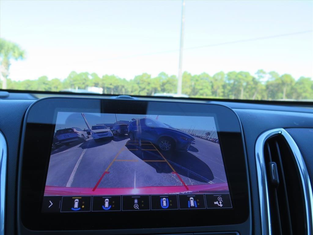 used 2020 Chevrolet Equinox car, priced at $22,900