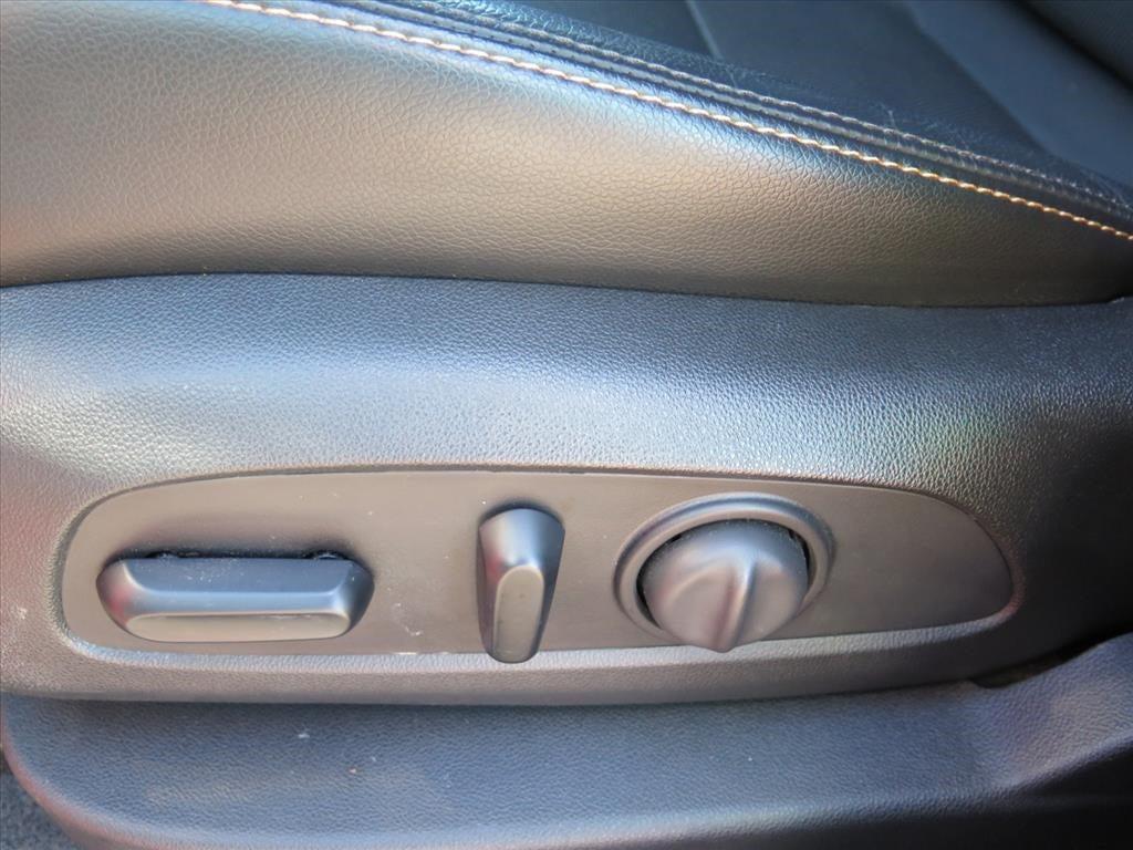 used 2020 Chevrolet Equinox car, priced at $22,900