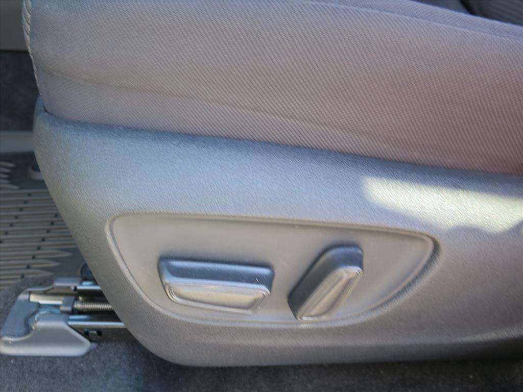 used 2024 Toyota Highlander car, priced at $40,990