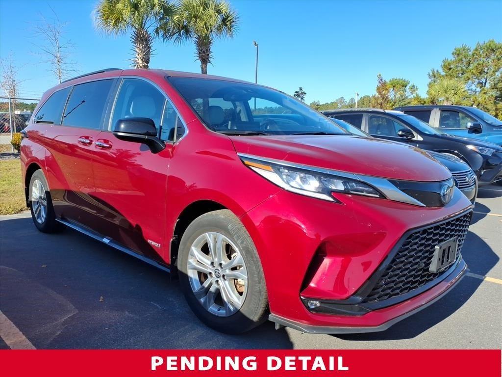 used 2021 Toyota Sienna car, priced at $43,900