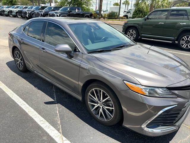 used 2021 Toyota Camry Hybrid car, priced at $32,900