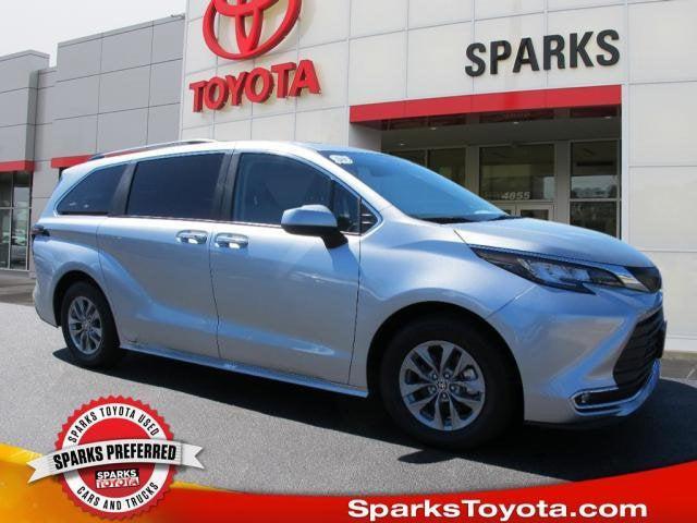 used 2023 Toyota Sienna car, priced at $47,900