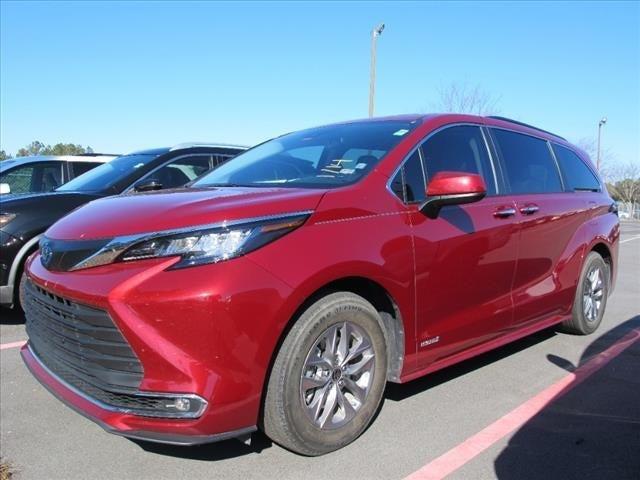 used 2021 Toyota Sienna car, priced at $41,900