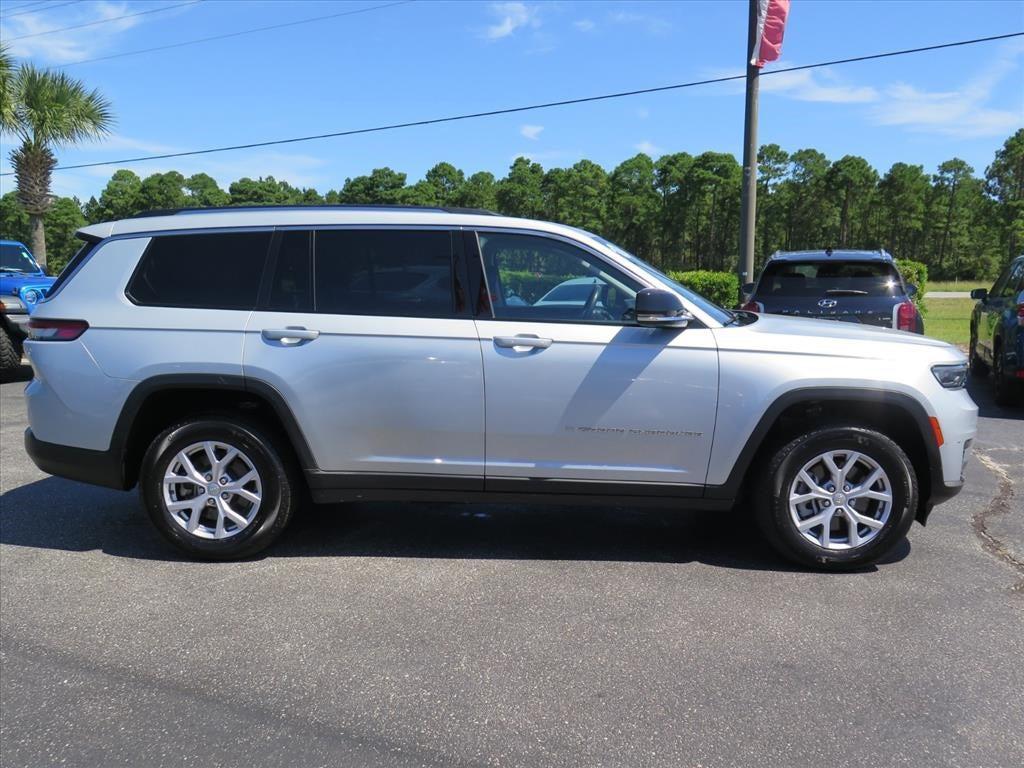 used 2021 Jeep Grand Cherokee L car, priced at $29,900