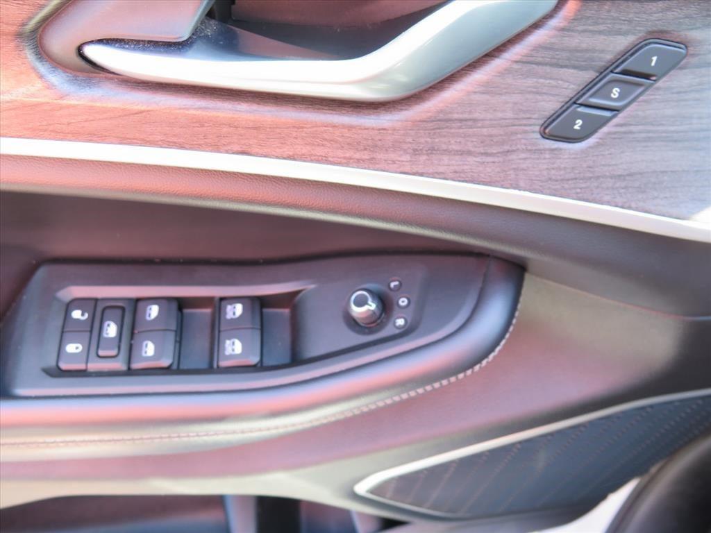 used 2021 Jeep Grand Cherokee L car, priced at $29,900