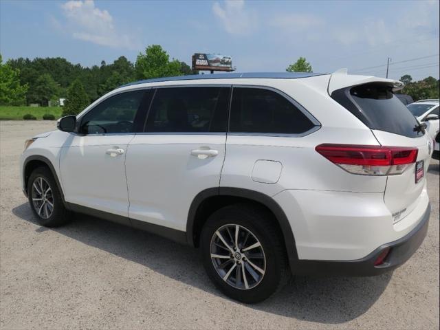 used 2019 Toyota Highlander car, priced at $24,900
