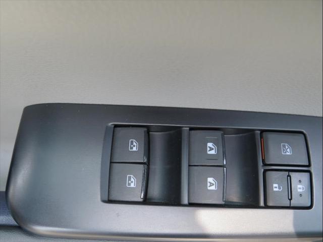 used 2019 Toyota Highlander car, priced at $24,900