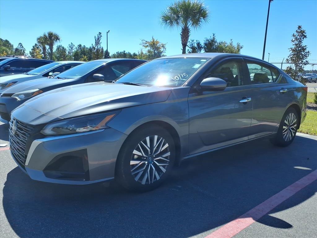 used 2023 Nissan Altima car, priced at $23,500