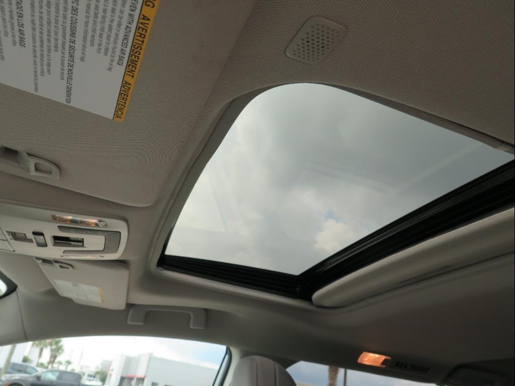 used 2024 Toyota Sienna car, priced at $43,900
