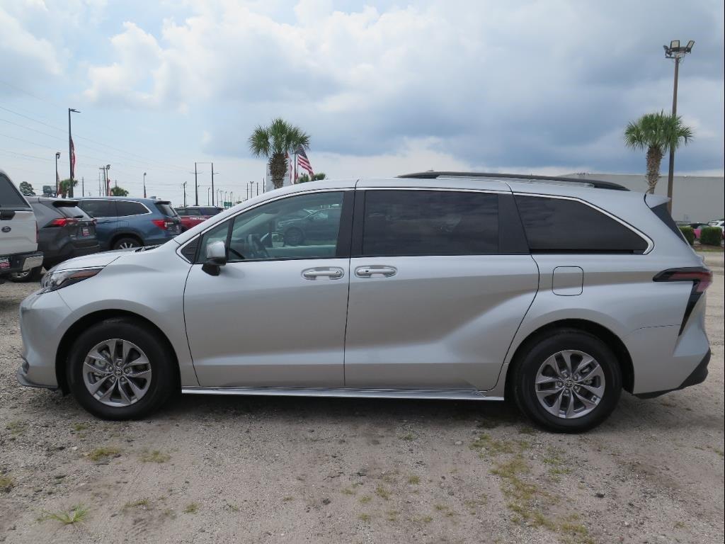used 2024 Toyota Sienna car, priced at $43,900