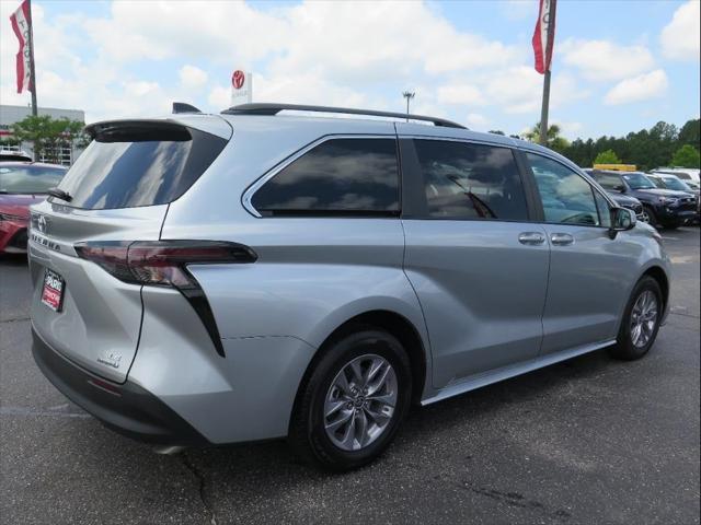 used 2024 Toyota Sienna car, priced at $43,900