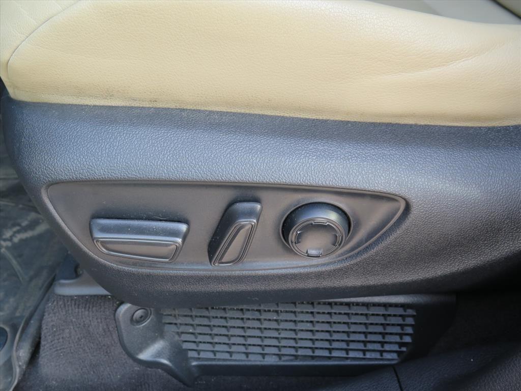 used 2022 Toyota Sienna car, priced at $38,900