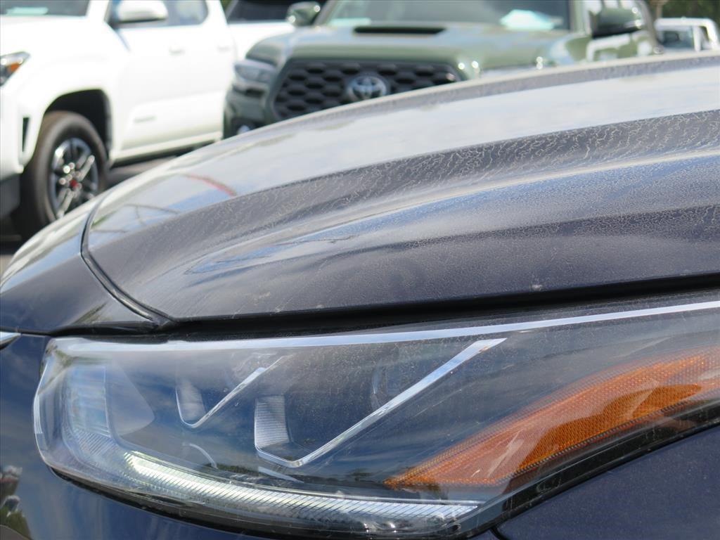 used 2022 Toyota Highlander car, priced at $44,900