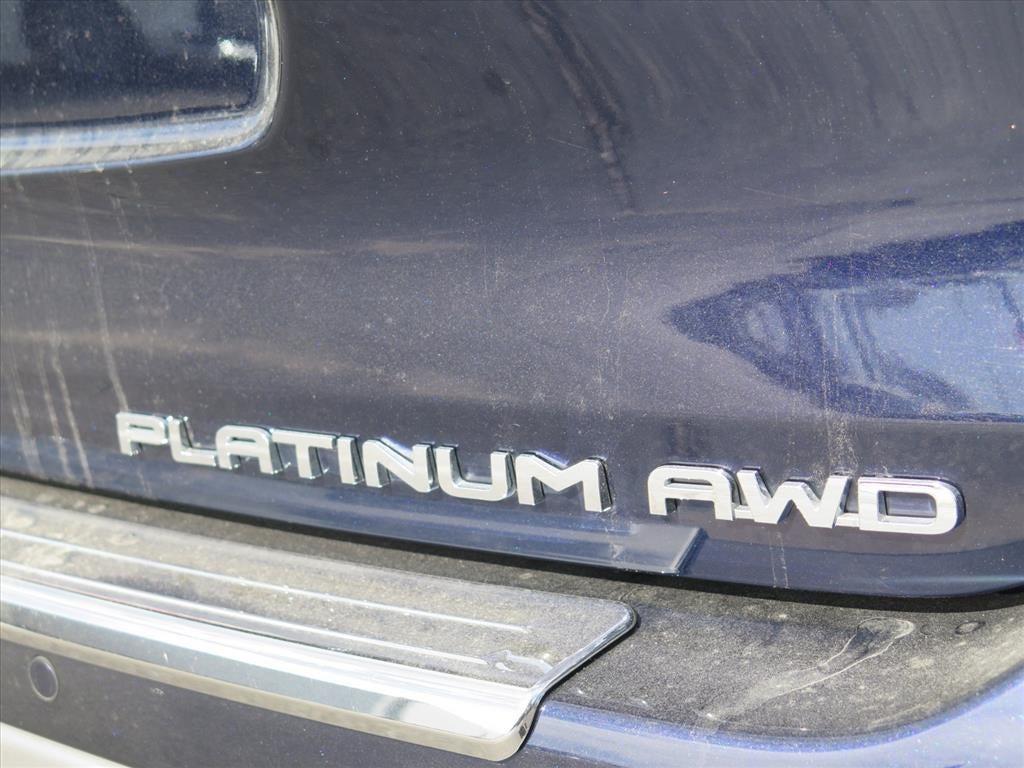 used 2022 Toyota Highlander car, priced at $44,900