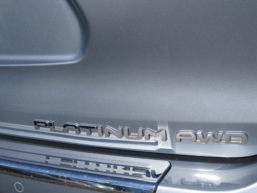 used 2023 Toyota Highlander car, priced at $44,900