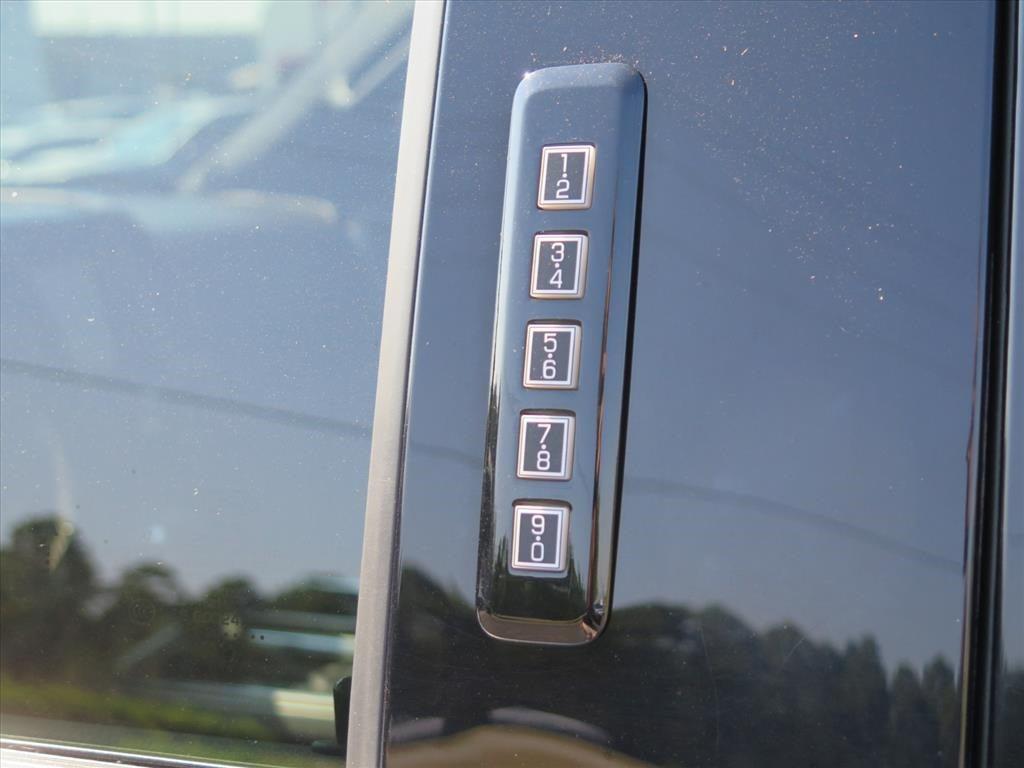 used 2020 Ford F-150 car, priced at $39,900