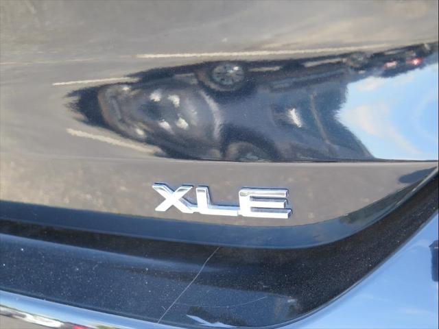 used 2022 Toyota Highlander car, priced at $38,700
