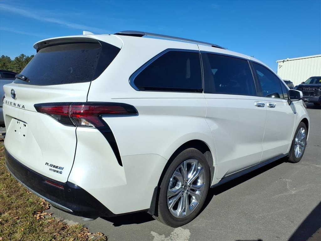 used 2024 Toyota Sienna car, priced at $53,900