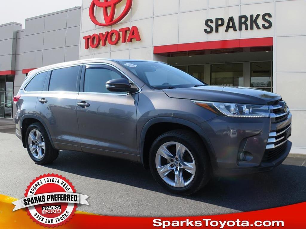 used 2018 Toyota Highlander car, priced at $23,900