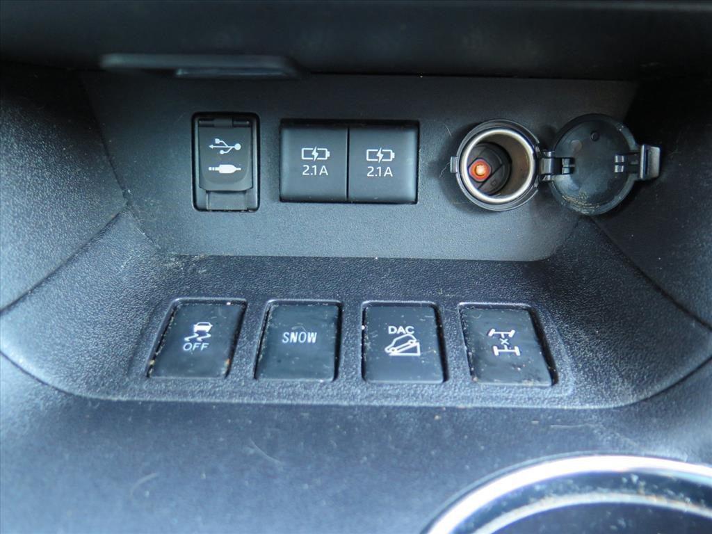 used 2018 Toyota Highlander car, priced at $23,900