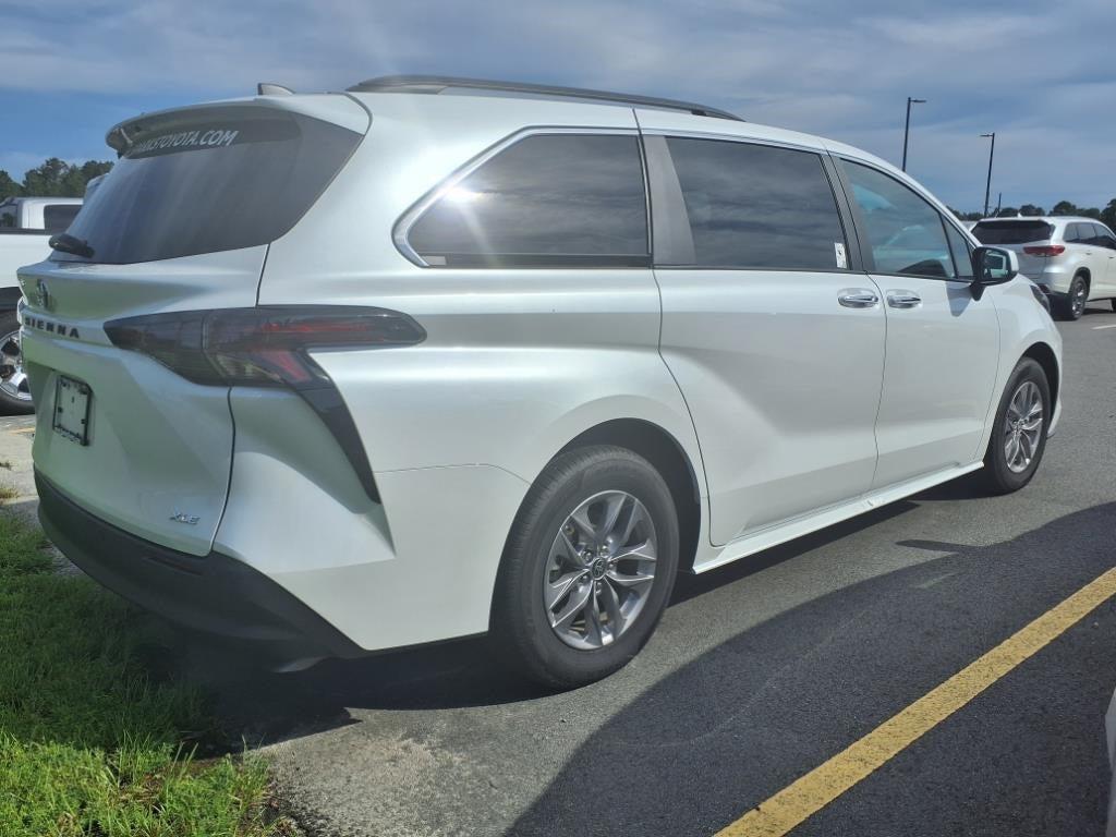 used 2025 Toyota Sienna car, priced at $45,900