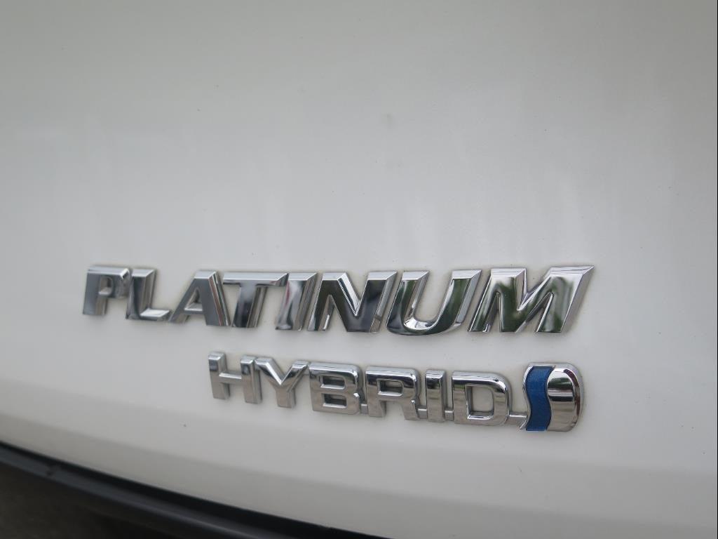 used 2022 Toyota Sienna car, priced at $39,700