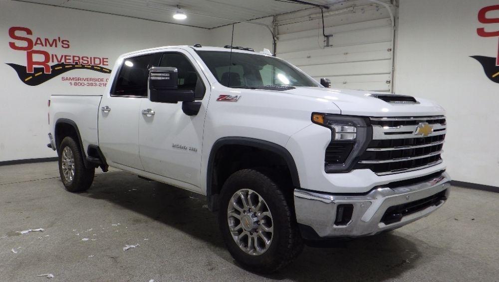 used 2024 Chevrolet Silverado 2500 car, priced at $49,900