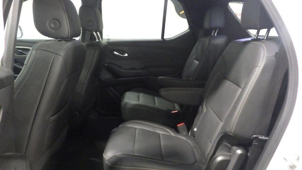 used 2023 Chevrolet Traverse car, priced at $27,900
