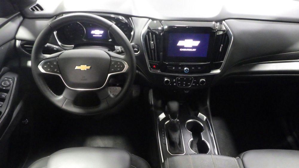 used 2023 Chevrolet Traverse car, priced at $27,900