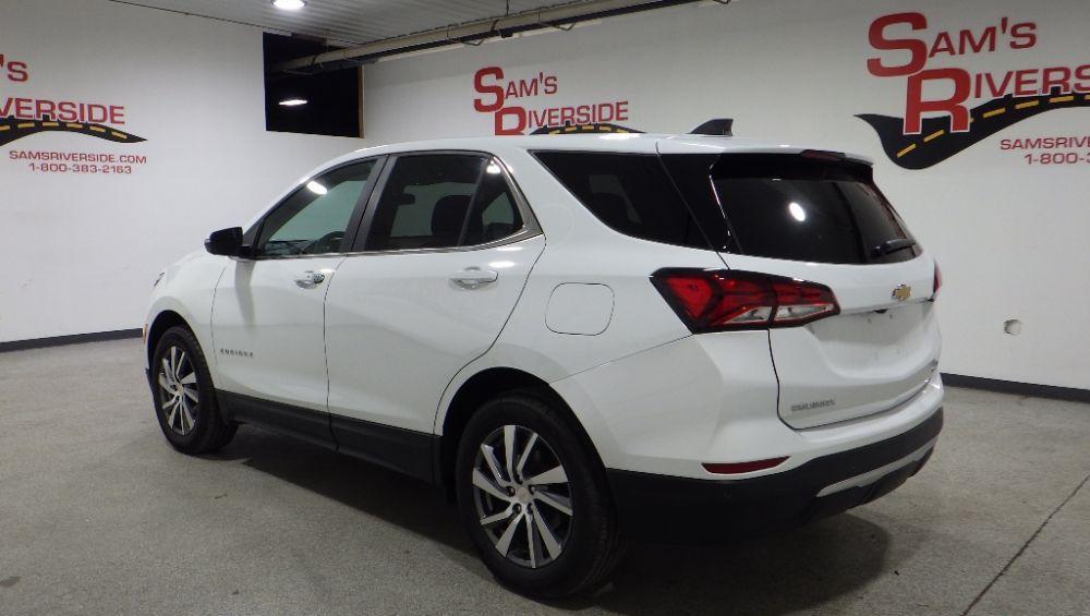 used 2024 Chevrolet Equinox car, priced at $18,900