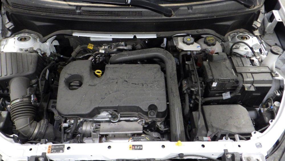 used 2024 Chevrolet Equinox car, priced at $18,900