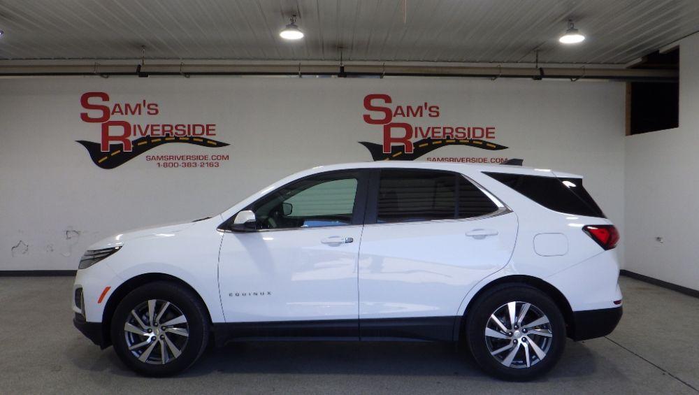 used 2024 Chevrolet Equinox car, priced at $18,900
