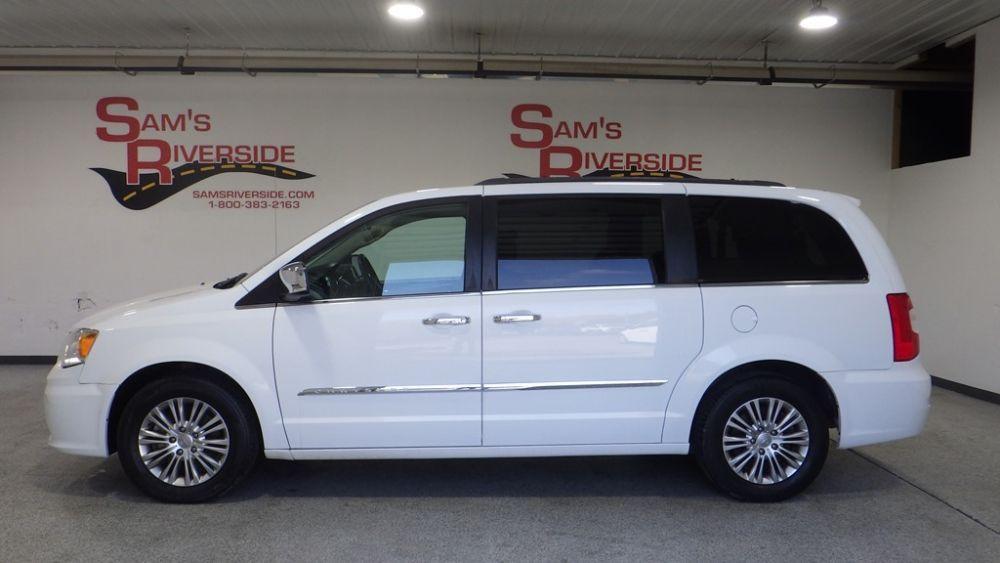 used 2015 Chrysler Town & Country car, priced at $13,900