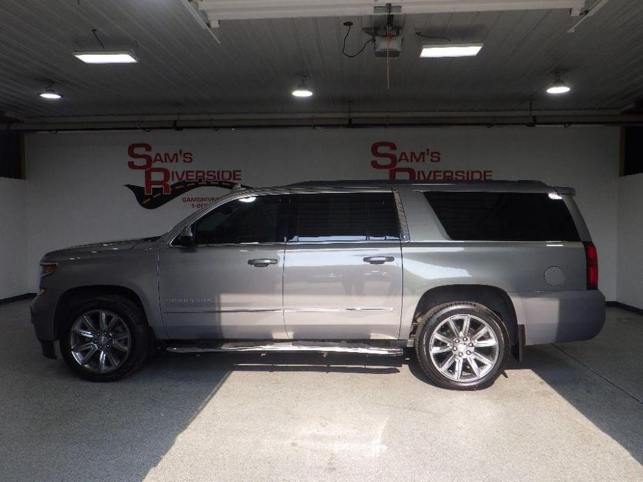 used 2019 Chevrolet Suburban car, priced at $27,900