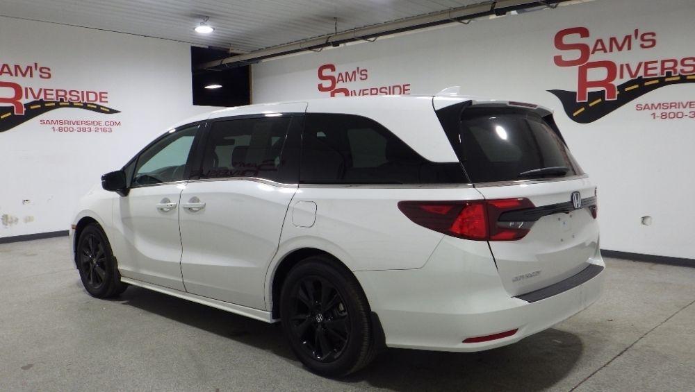 used 2024 Honda Odyssey car, priced at $31,900