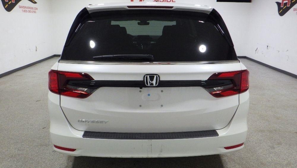 used 2024 Honda Odyssey car, priced at $31,900
